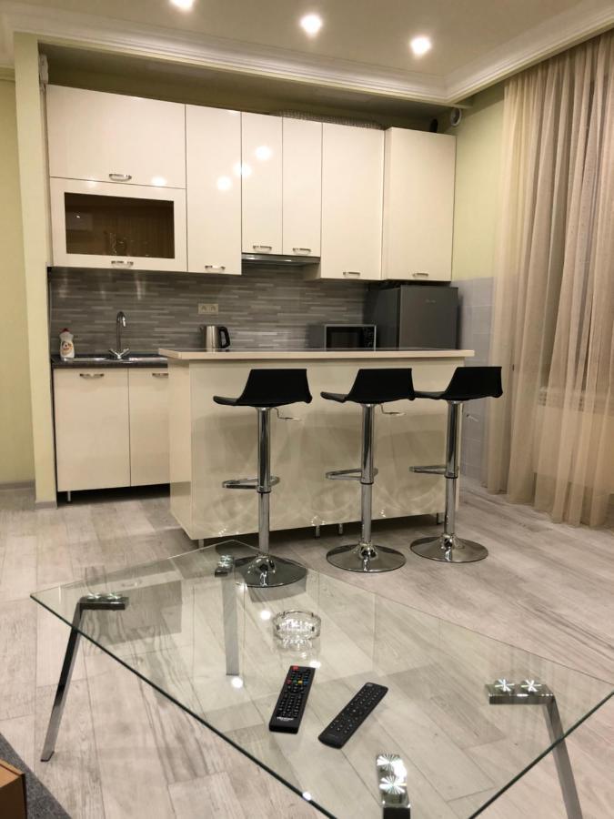 Квартира Около Станции Метро С Балконами Erévan Extérieur photo